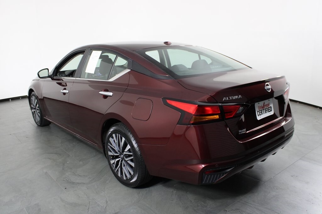 2023 Nissan Altima 2.5 SV photo 2