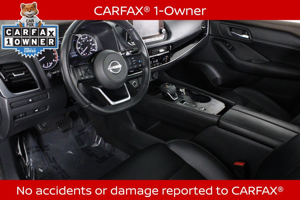 2022 Nissan Rogue SL photo 3