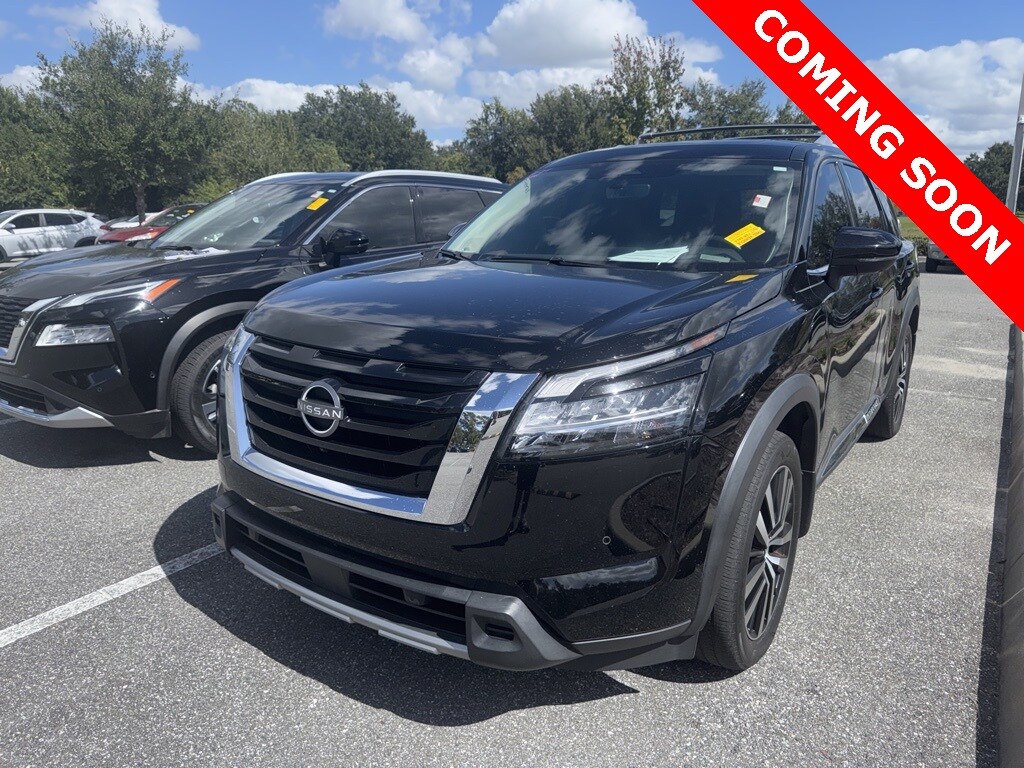 Used 2023 Nissan Pathfinder Platinum SUV