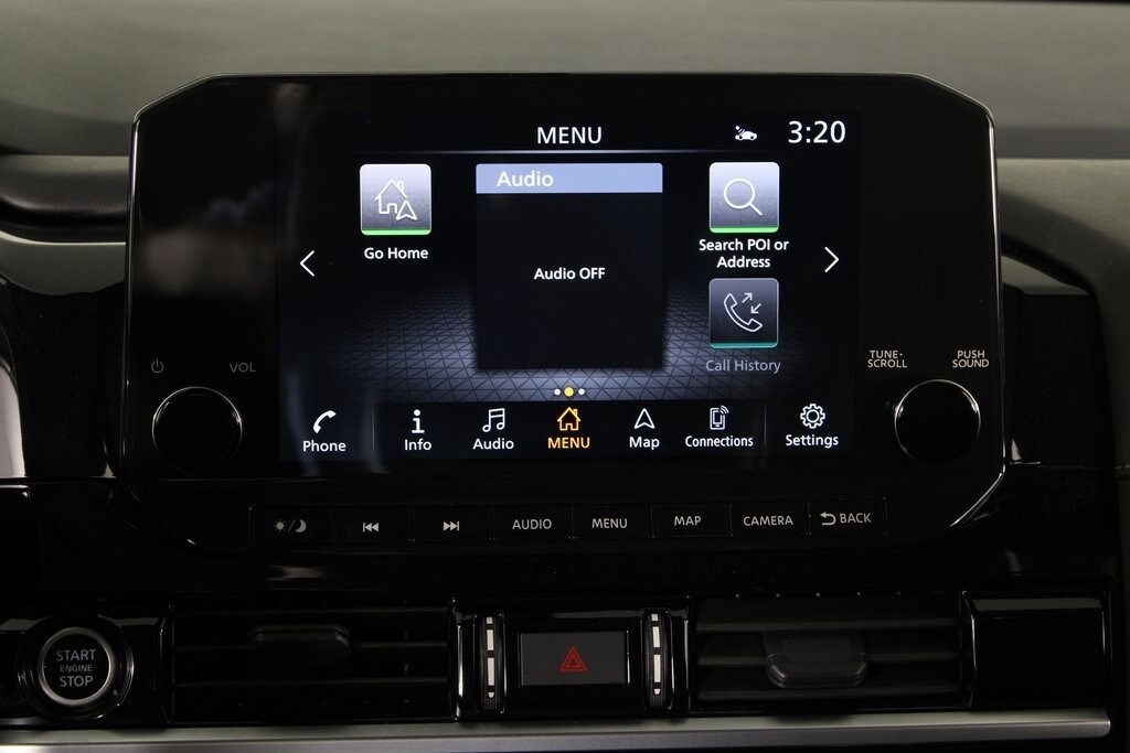 2023 Nissan Pathfinder SL photo 4