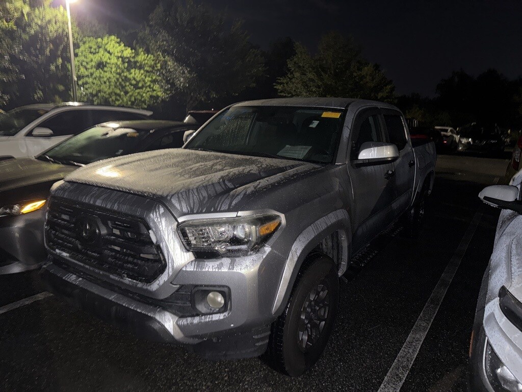 Used 2018 Toyota Tacoma  Truck Double Cab