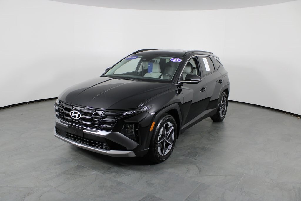 Certified 2025 Hyundai Tucson SEL Convenience SUV