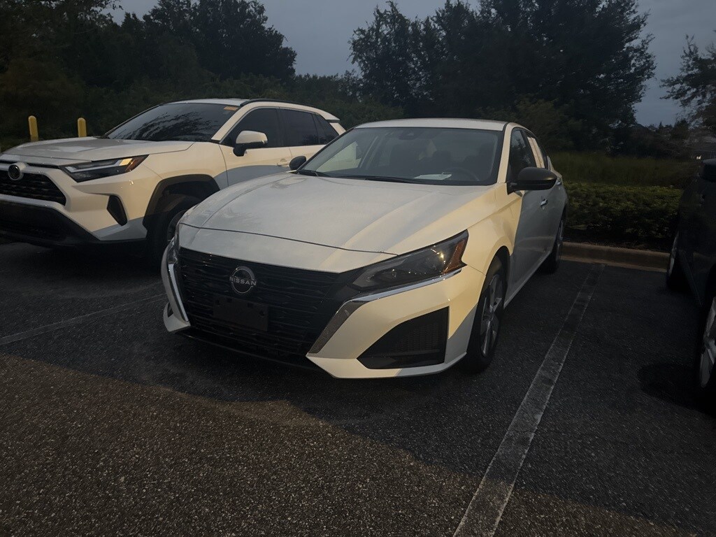 Used 2024 Nissan Altima 2.5 S Sedan