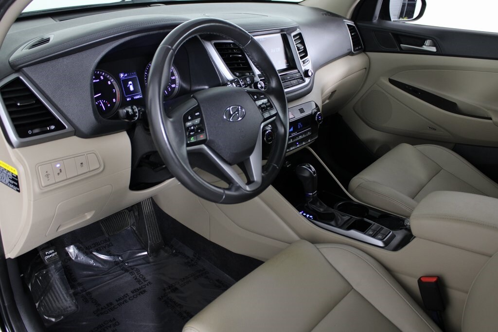 2018 Hyundai Tucson SEL Plus photo 2