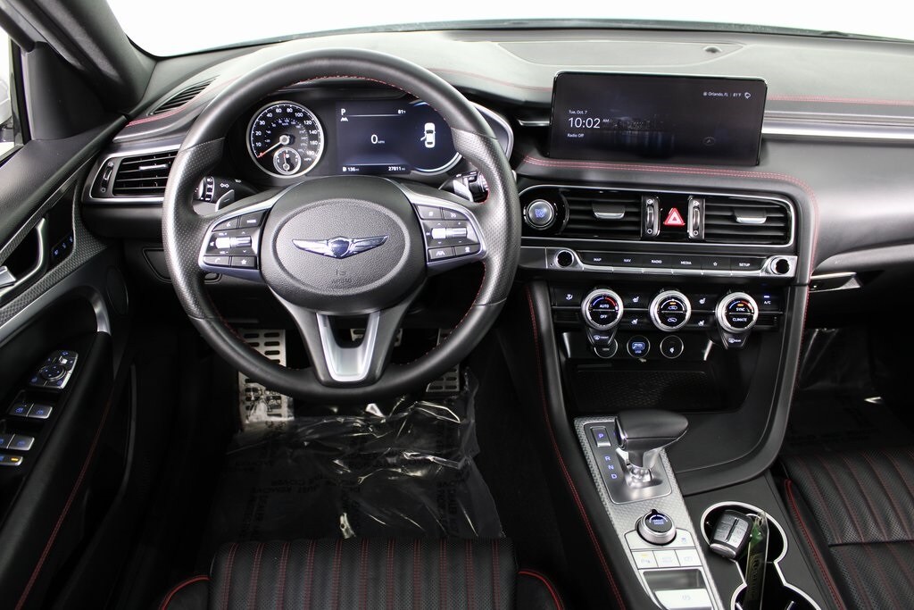 2023 Genesis G70 2.0T photo 3