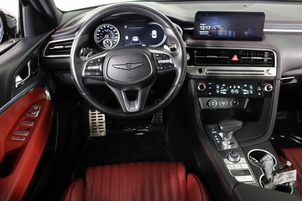 2025 Genesis G70 3.3T Sport Advanced photo 3