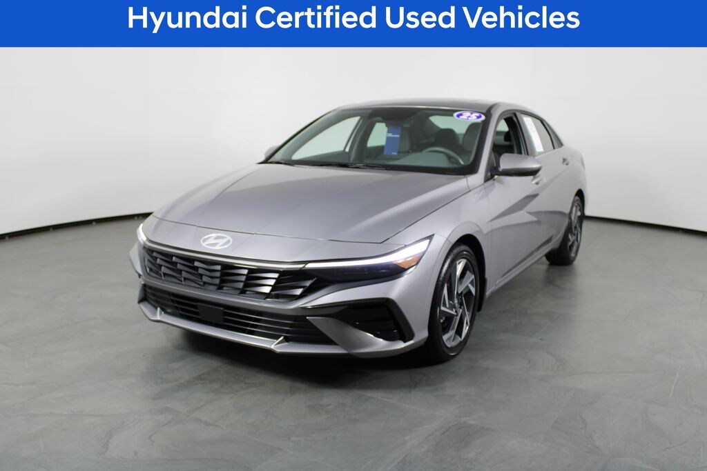 Certified 2025 Hyundai Elantra SEL Convenience Sedan