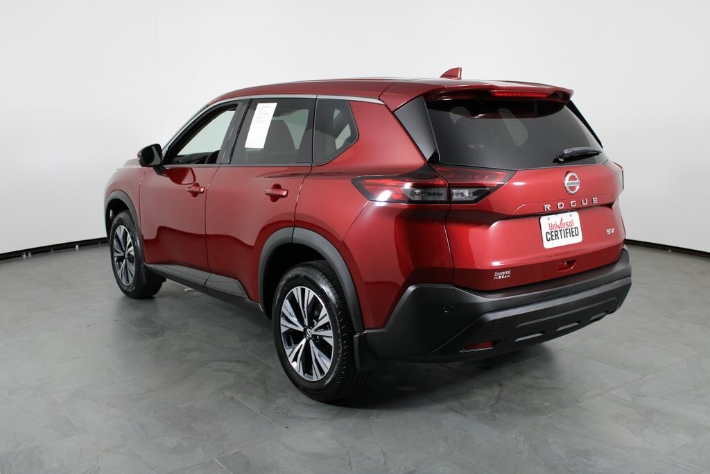 2021 Nissan Rogue SV photo 2