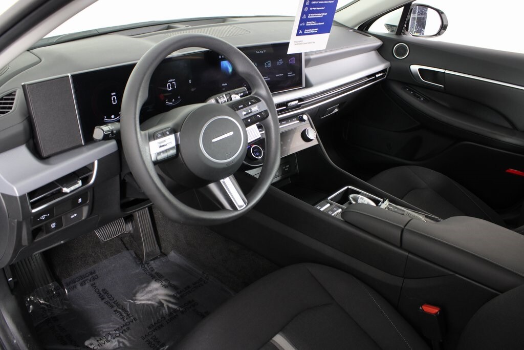 2024 Hyundai Sonata SEL photo 3
