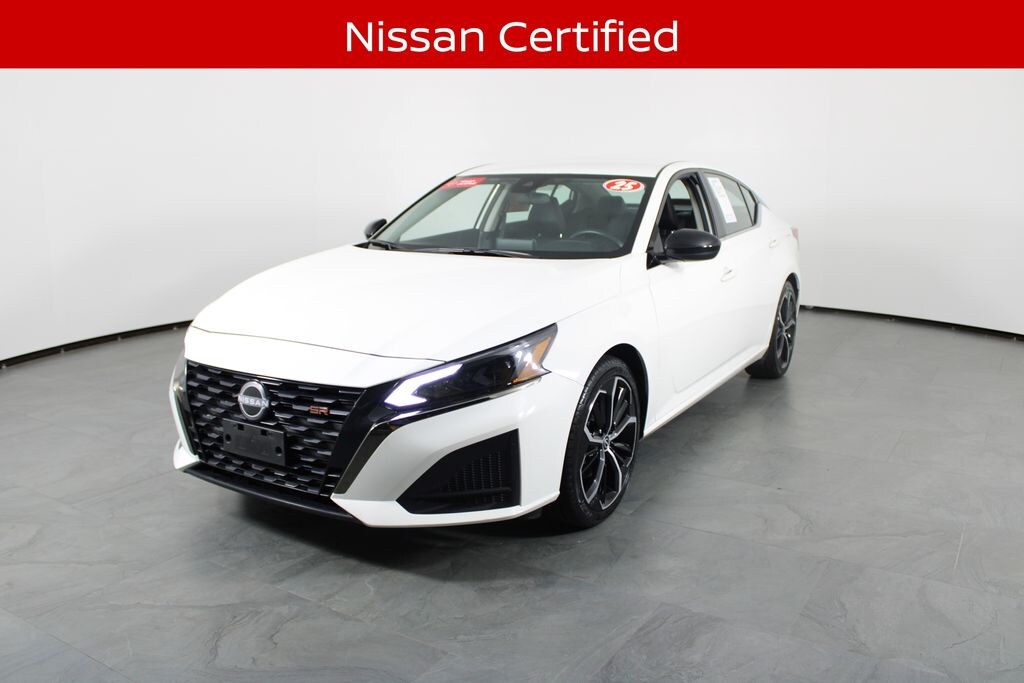 Certified 2025 Nissan Altima SR Sedan