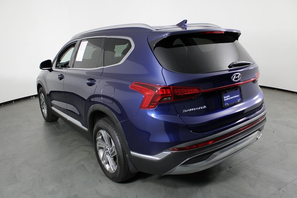 2021 Hyundai Santa Fe SEL photo 2