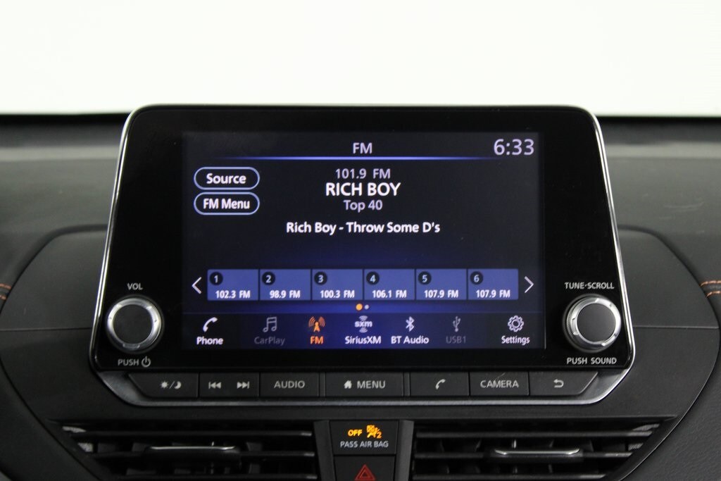2022 Nissan Altima 2.5 SR photo 4