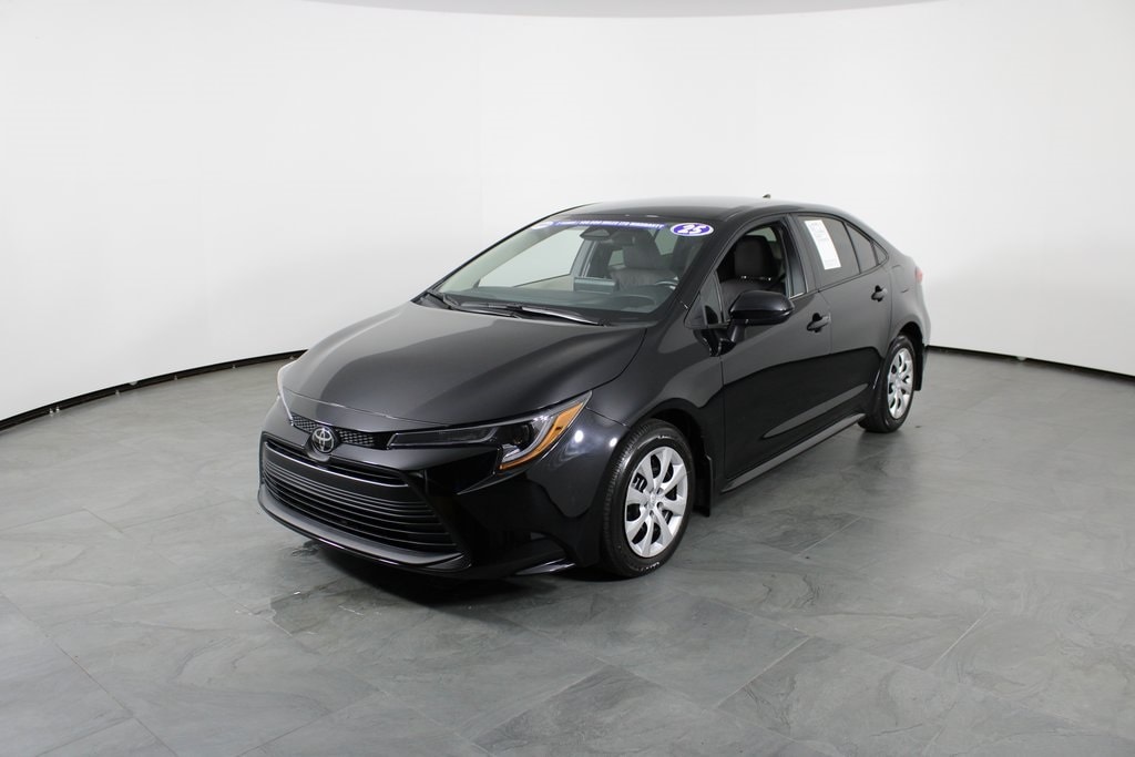 Used 2025 Toyota Corolla LE Sedan