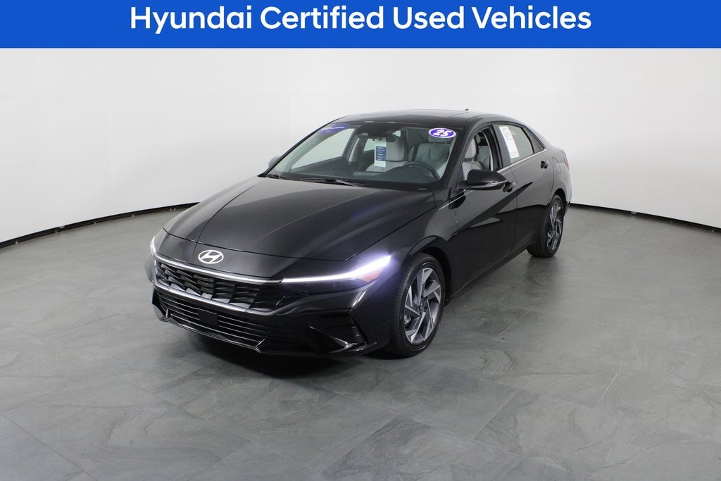 Certified 2025 Hyundai Elantra Limited Sedan