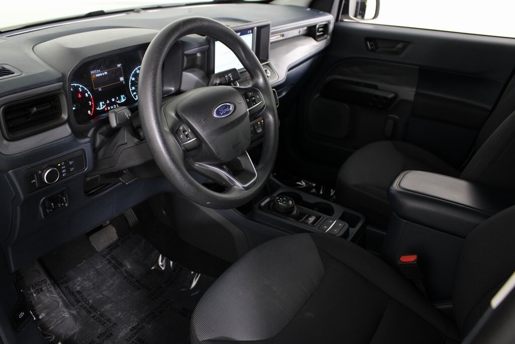 2022 Ford Maverick XL photo 2