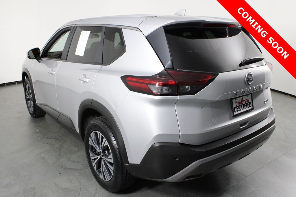 2023 Nissan Rogue SV photo 2