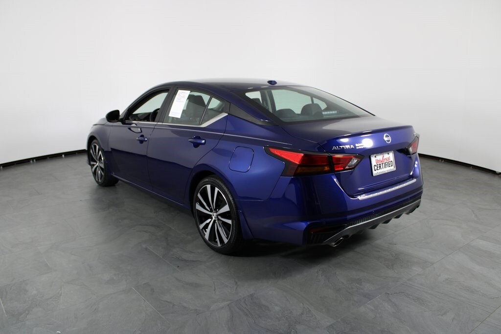 2022 Nissan Altima 2.5 SR photo 2