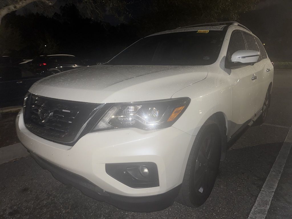 2020 Nissan Pathfinder Platinum