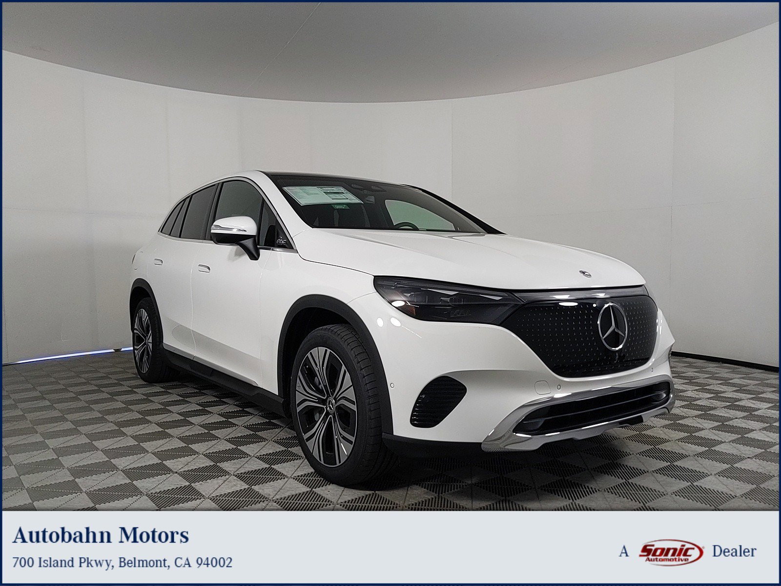 2024 Mercedes-Benz EQE SUV Base's photo