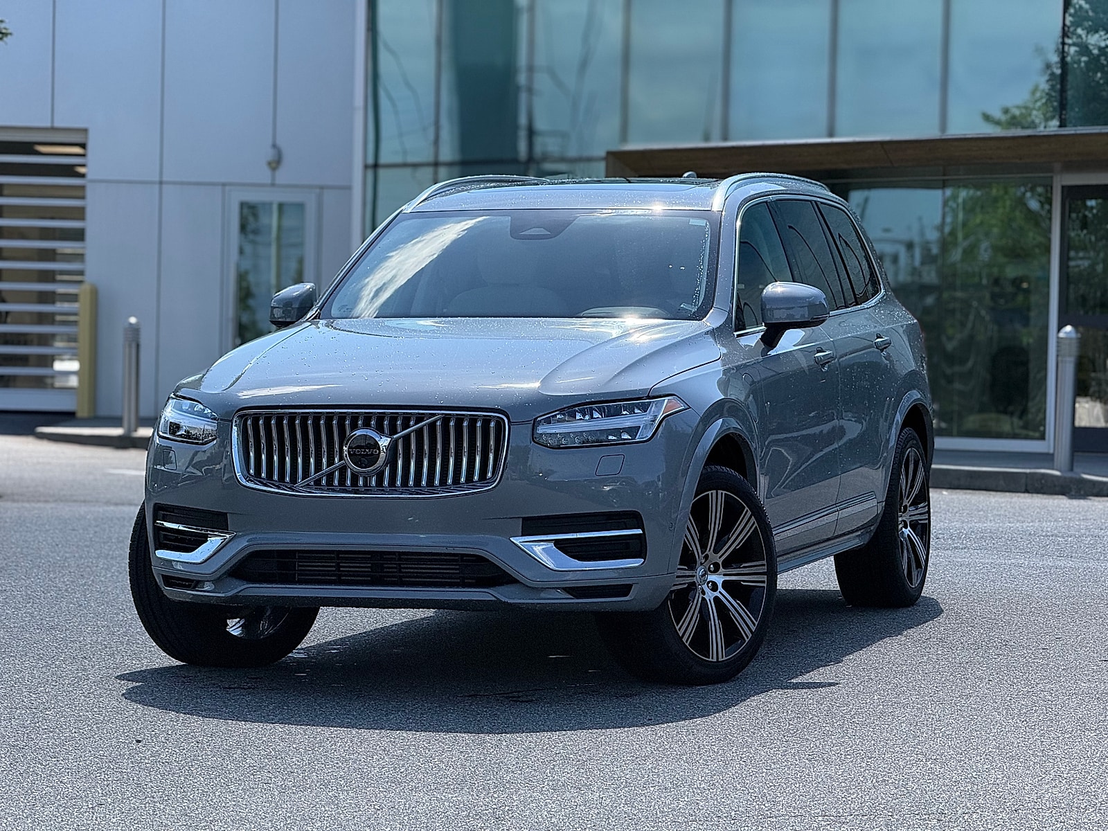 2025 Volvo XC90 Plug-In Hybrid