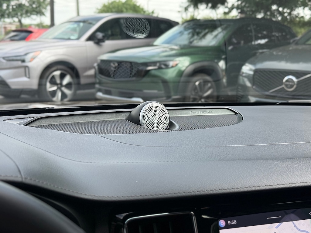Certified 2024 Volvo V60 plug-in hybrid T8 Polestar Engineered Wagon