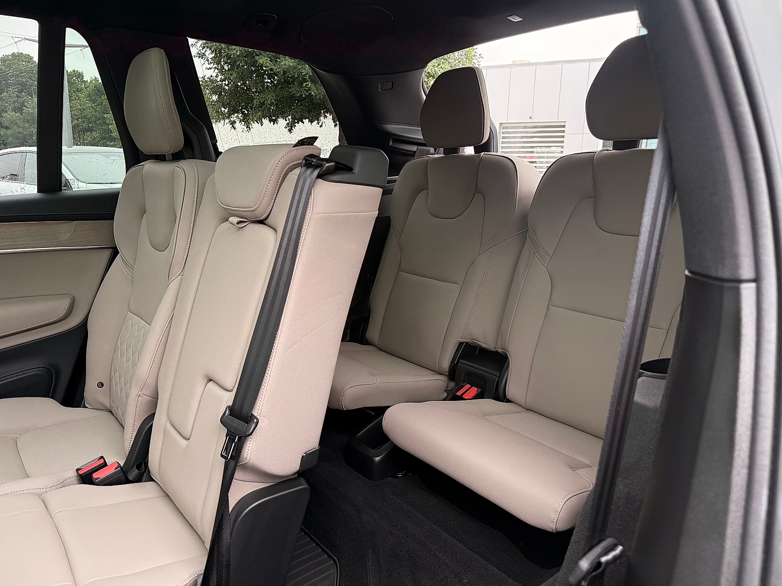 2026 Volvo XC90 Plus - Photo 24
