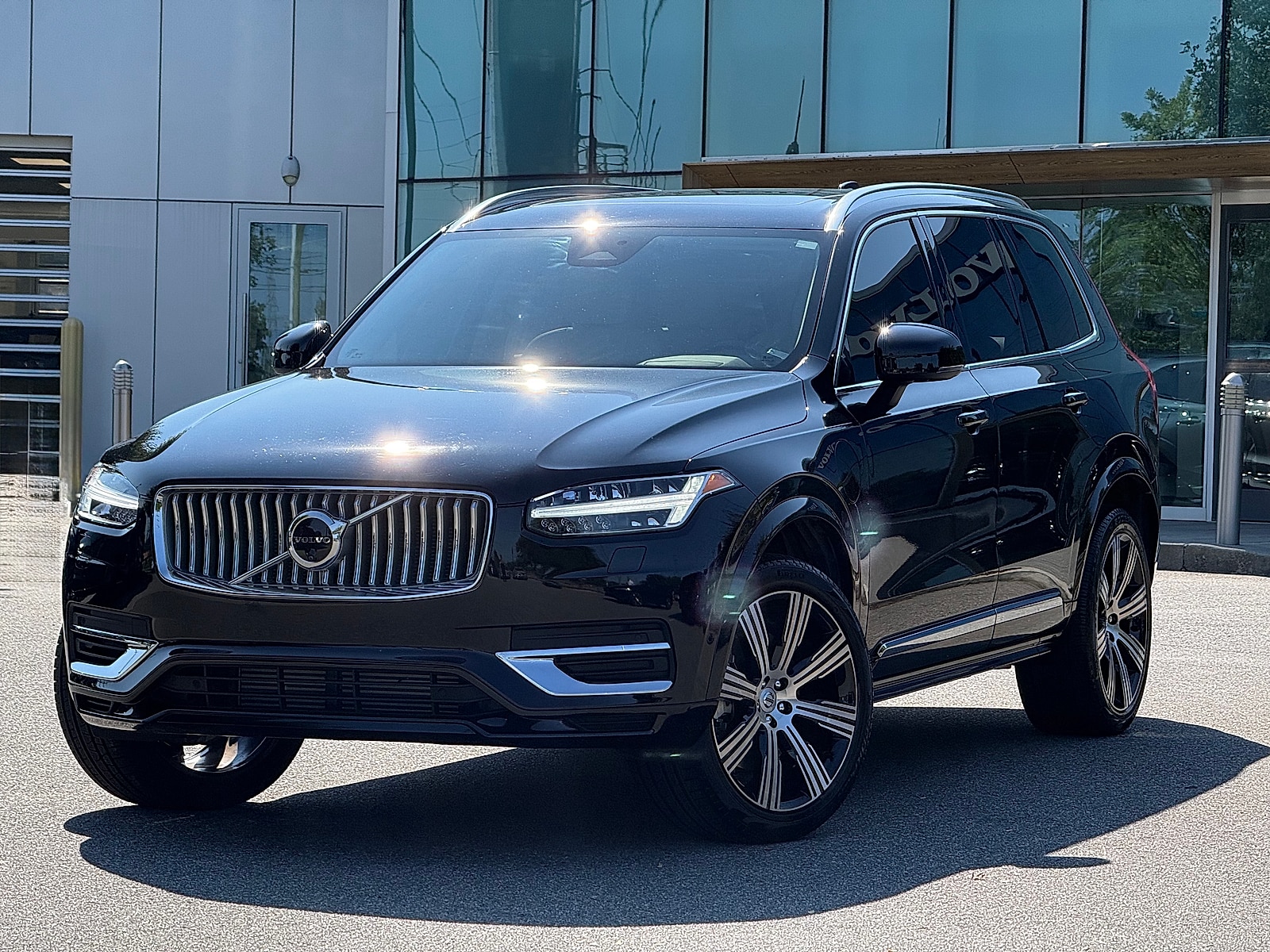 2025 Volvo XC90 Plug-In Hybrid