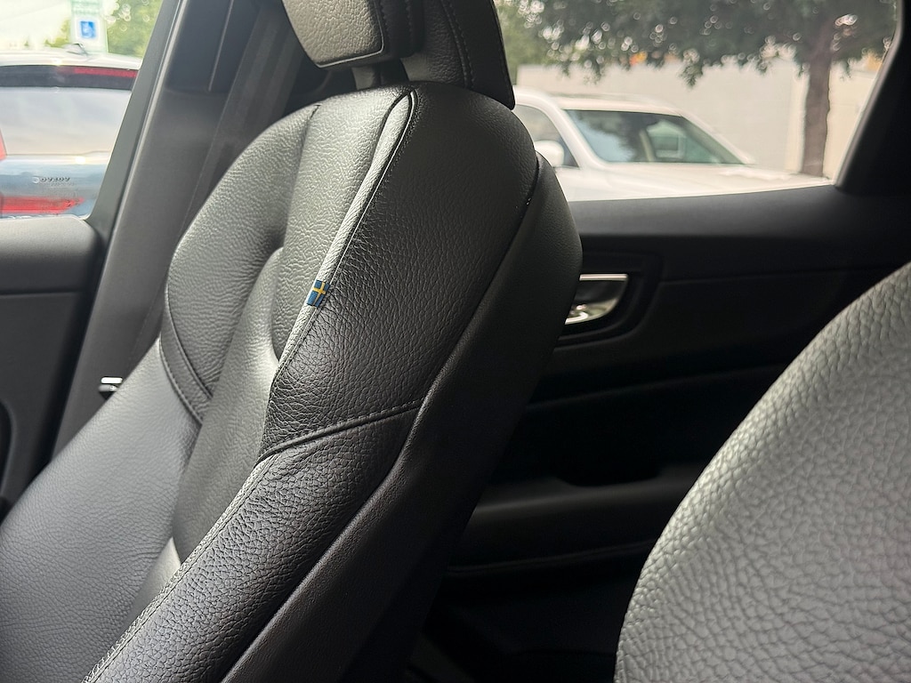 Certified 2025 Volvo XC60 B5 Plus SUV