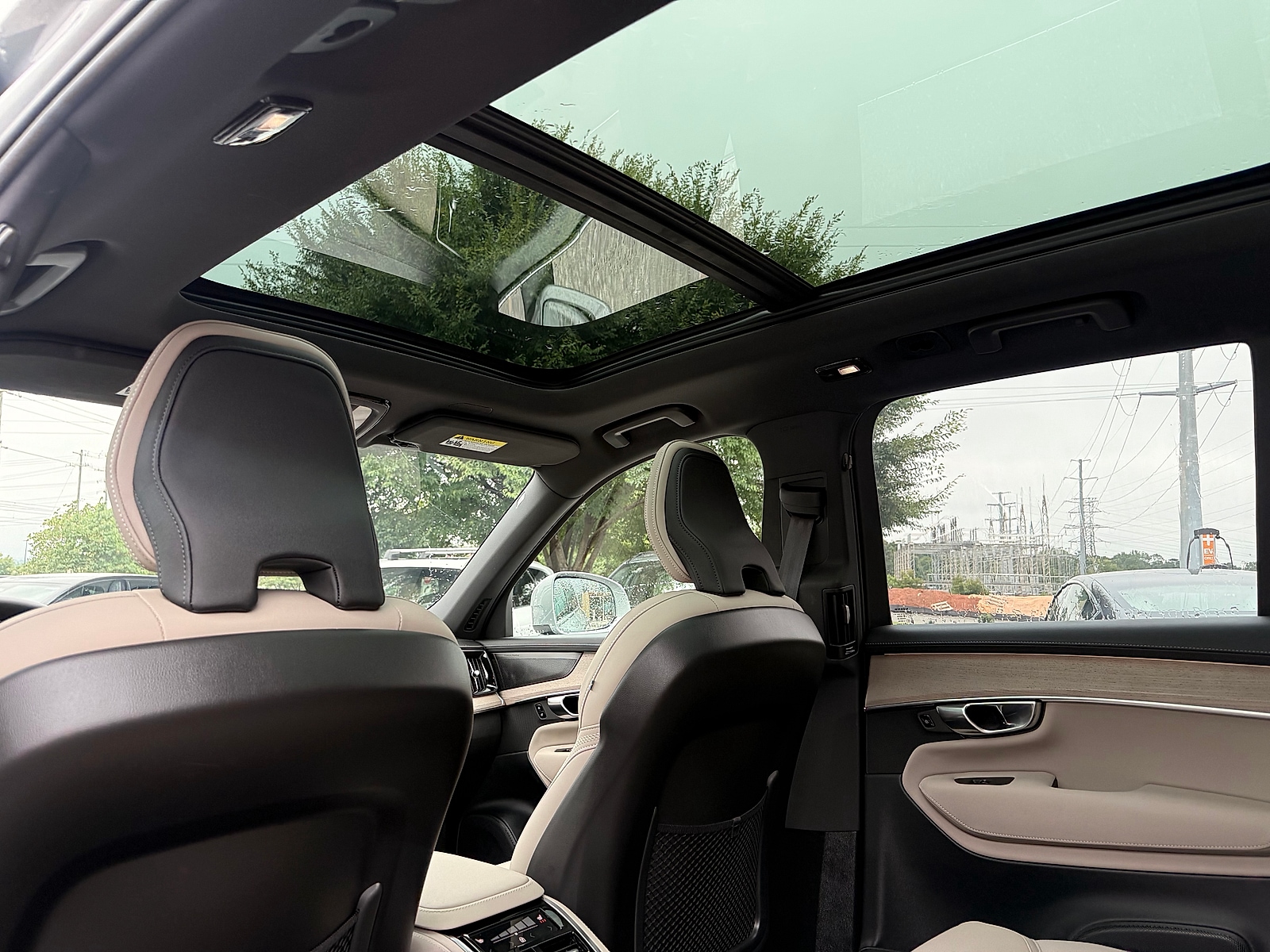 2026 Volvo XC90 Plus - Photo 22