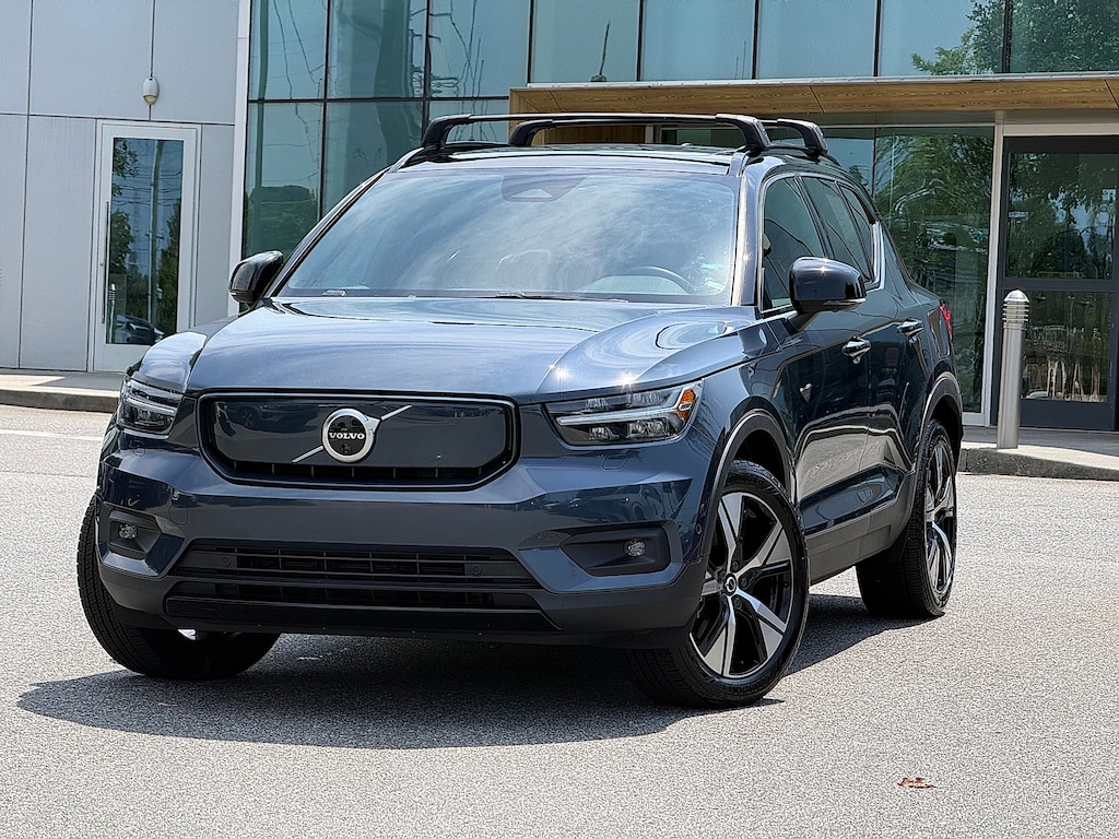Used 2022 Volvo XC40 Recharge Twin Pure Electric Plus SUV