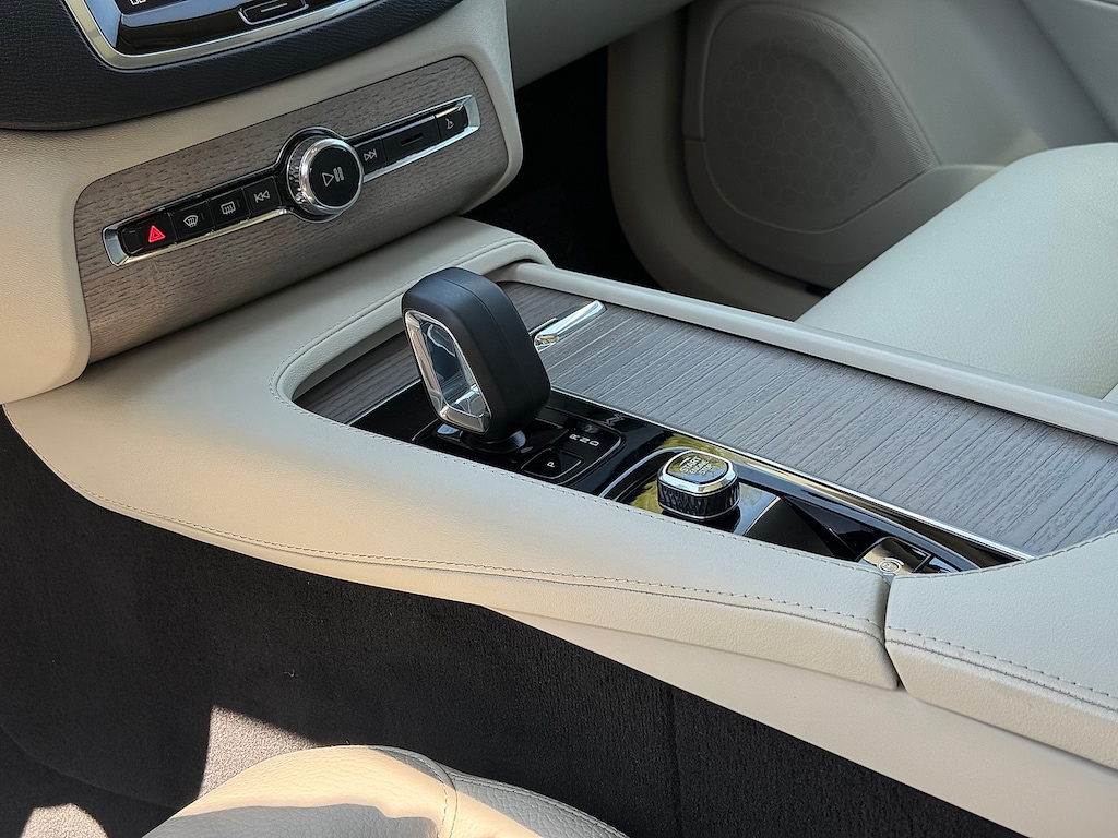 Certified 2024 Volvo XC90 B6 Plus Bright 7-Seater SUV