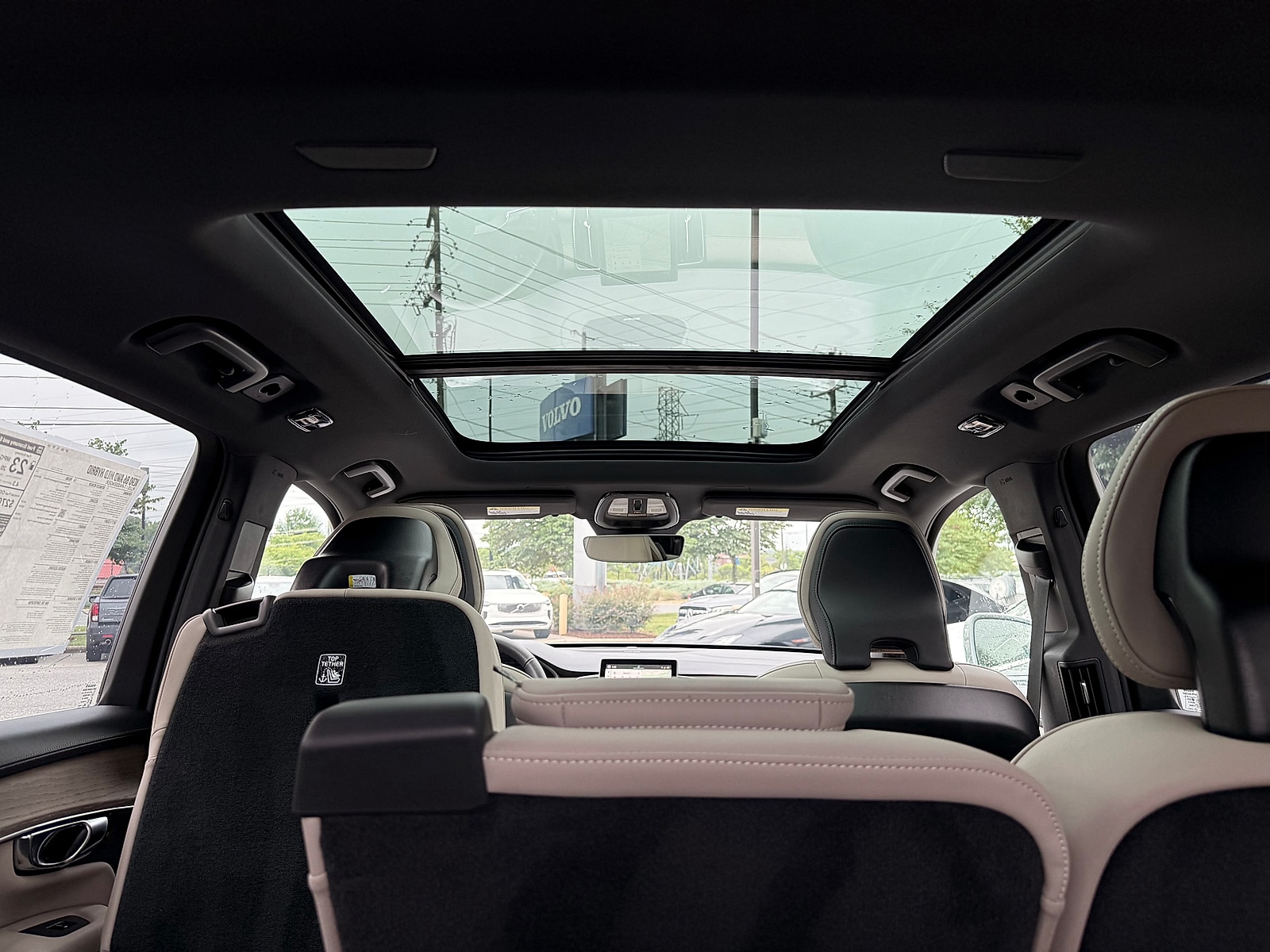 2026 Volvo XC90 Plus - Photo 29