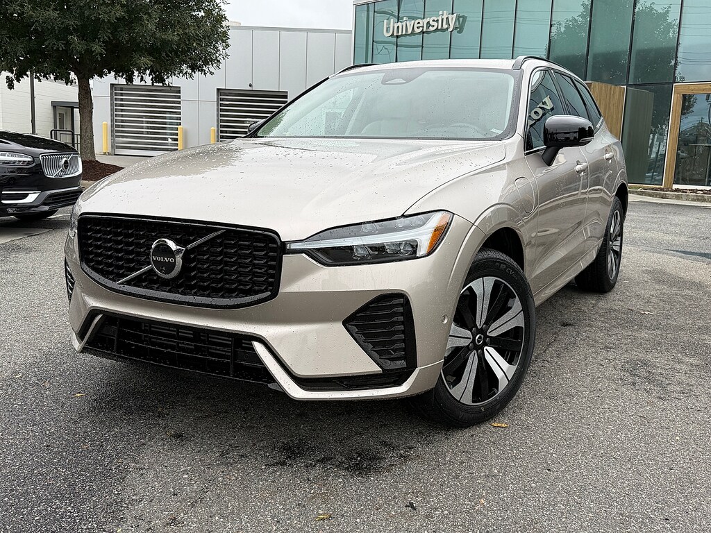 Certified 2024 Volvo XC60 plug-in hybrid T8 Plus Dark SUV