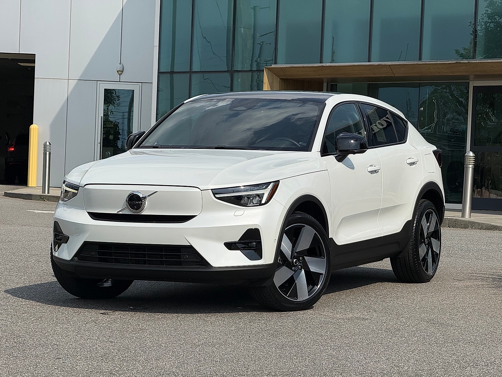2023 Volvo C40 Recharge Pure Electric