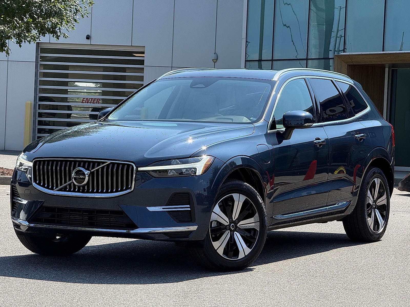 2023 Volvo XC60 Recharge Plug-In Hybrid