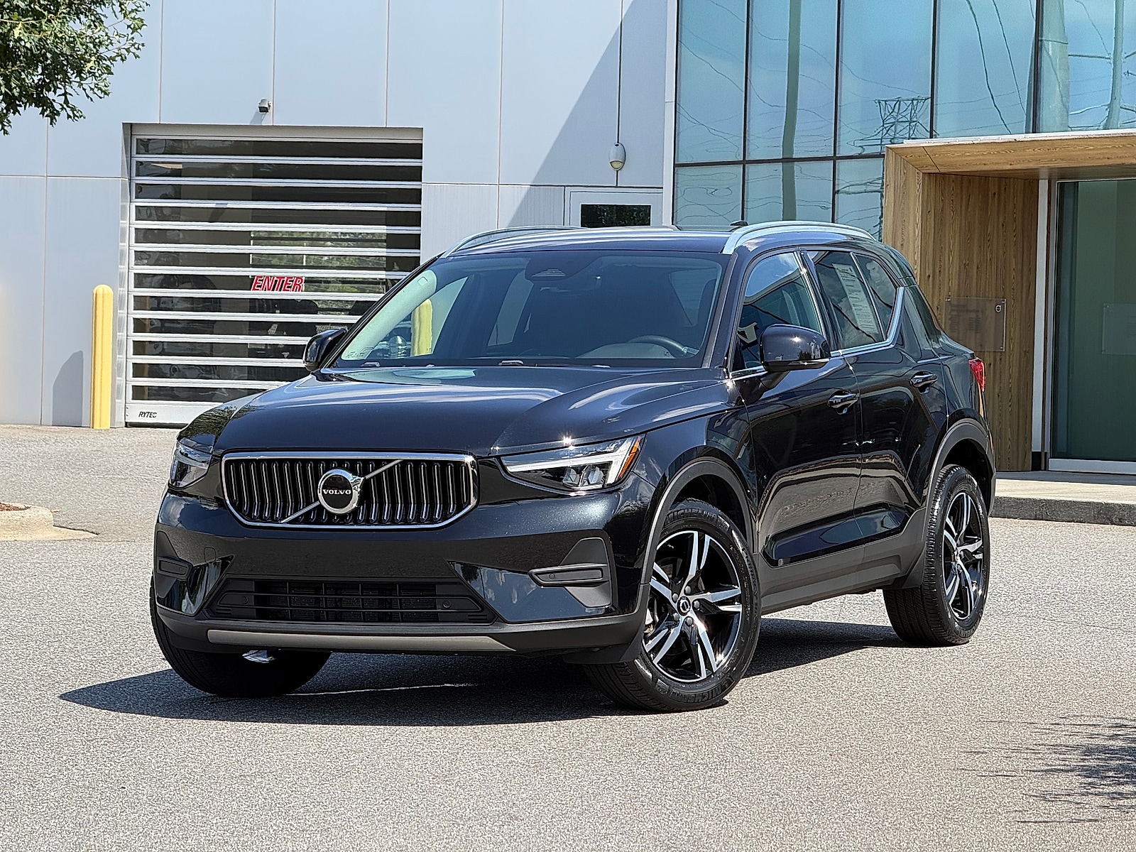 2024 Volvo XC40
