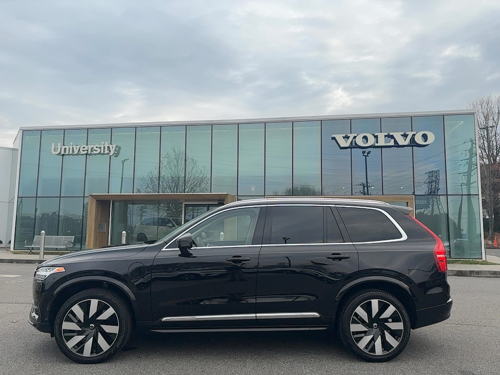 Certified 2024 Volvo XC90 plug-in hybrid T8 Plus Bright 7-Seater SUV