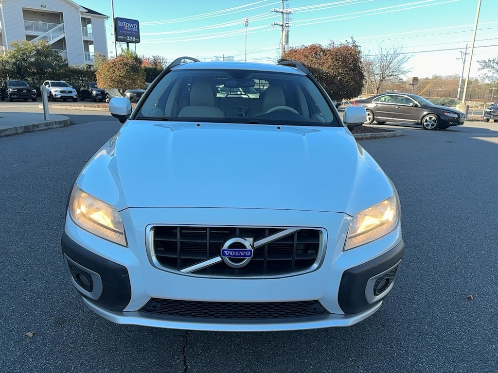 Used 2010 Volvo XC70 3.2 Wagon