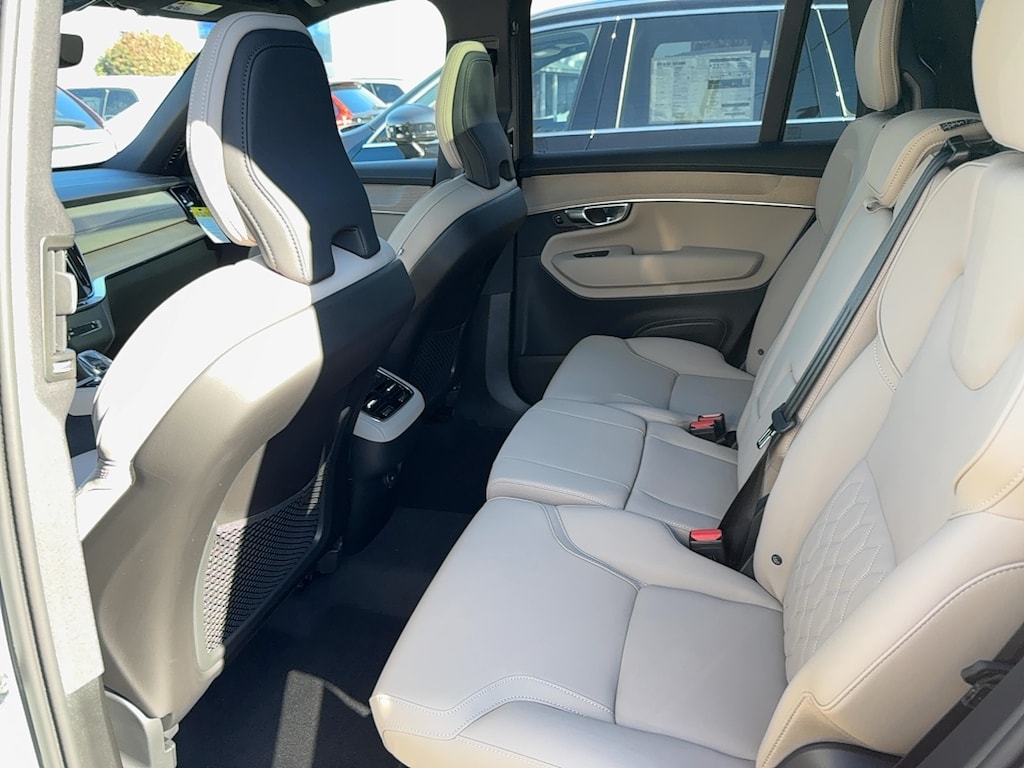 New 2026 Volvo XC90 B6 Plus 7-Seater SUV