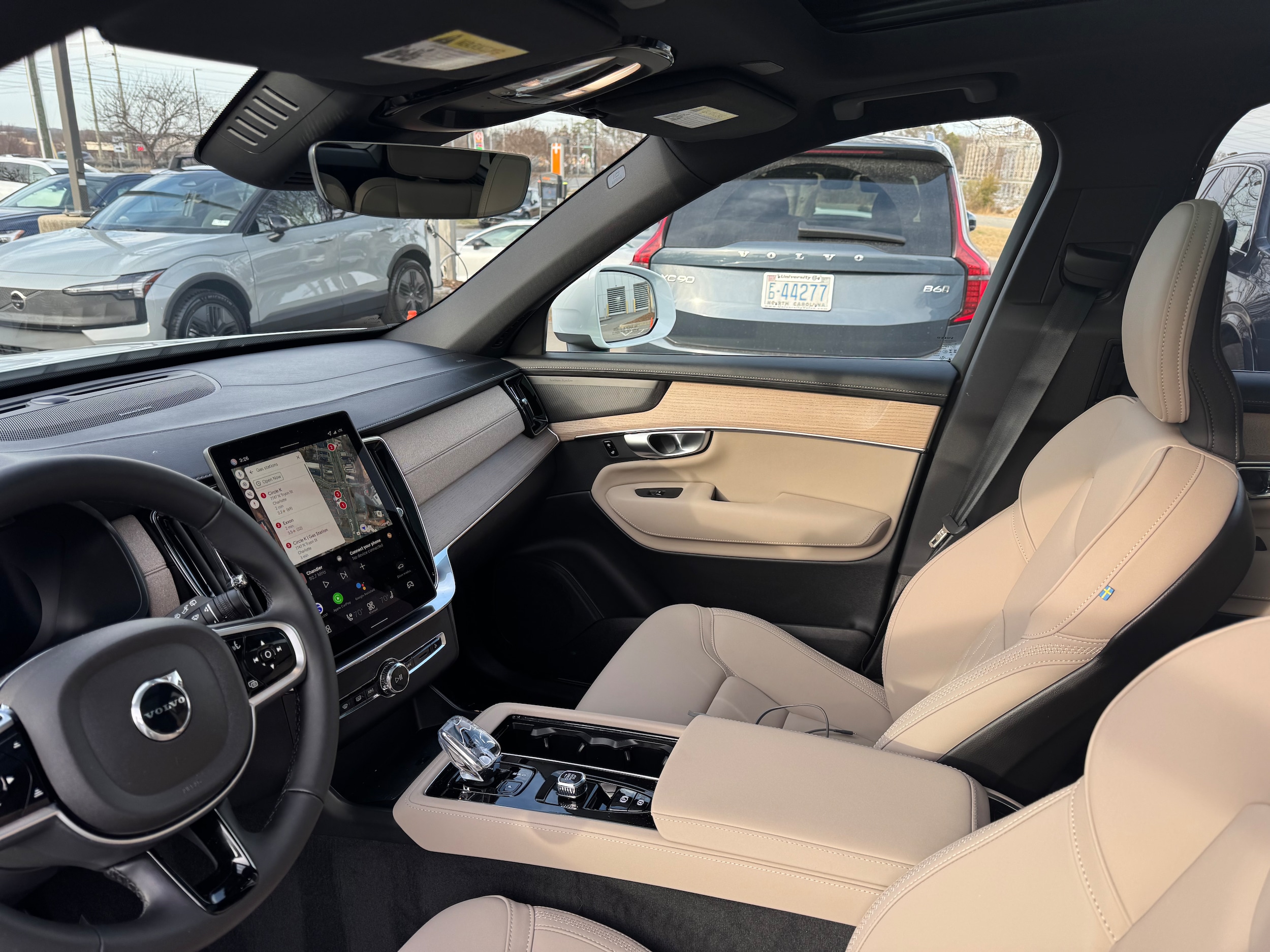 2026 Volvo XC90 Plus - Photo 8