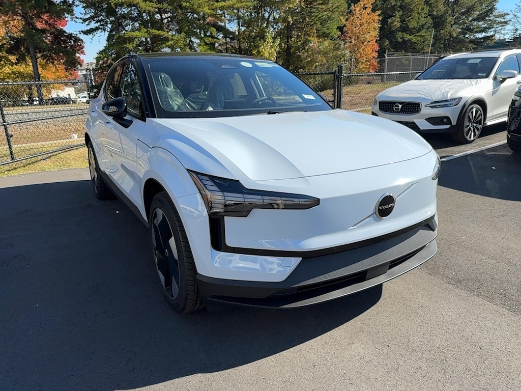 New 2026 Volvo EX30 Twin Motor Plus SUV