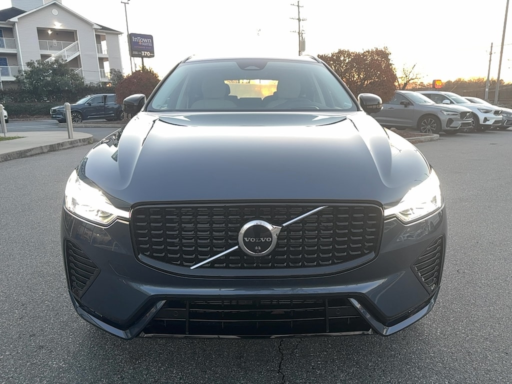 Certified 2023 Volvo XC60 B5 FWD Ultimate Dark SUV