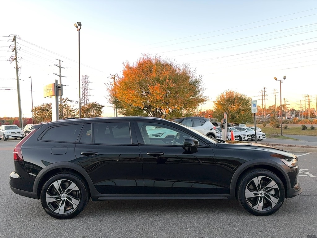 Certified 2025 Volvo V60 Cross Country B5 Plus Wagon