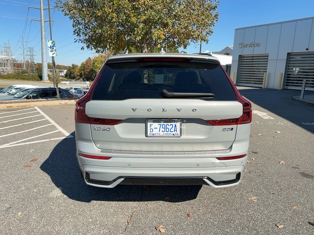 New 2026 Volvo XC60 B5 Ultra SUV