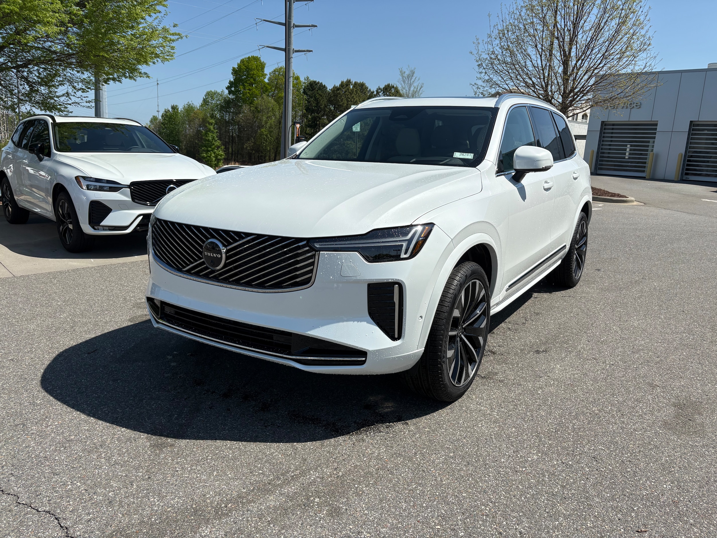 2026 Volvo XC90 B5 Ultra Bright 4WD's photo
