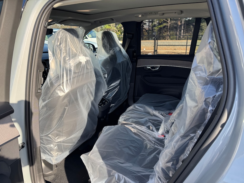 New 2026 Volvo XC90 B6 Ultra Dark Theme 7-Seater SUV