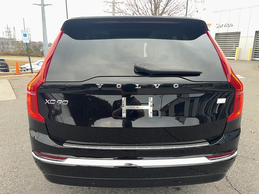 Certified 2024 Volvo XC90 plug-in hybrid T8 Plus Bright 7-Seater SUV