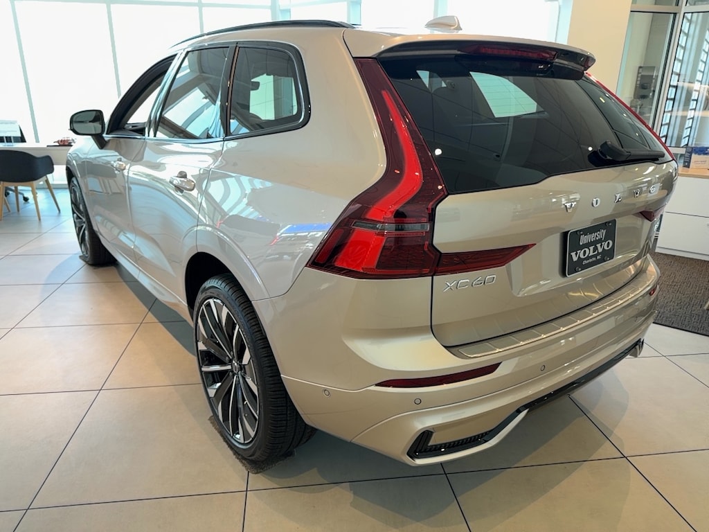 New 2026 Volvo XC60 B5 Ultra SUV