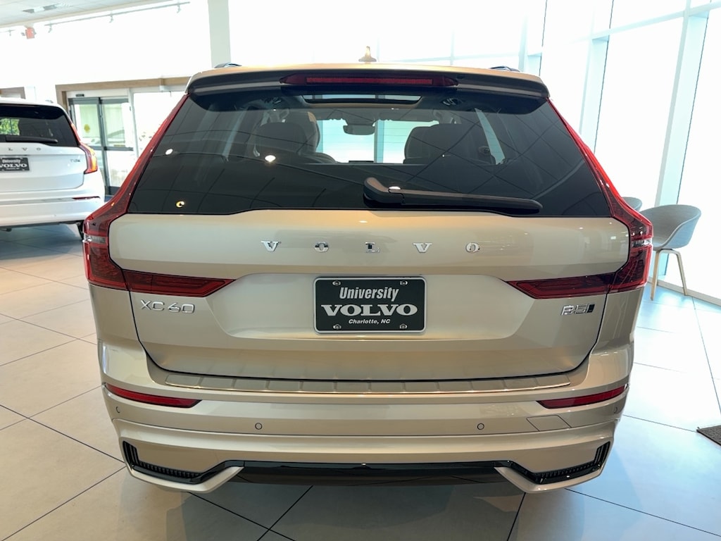 New 2026 Volvo XC60 B5 Ultra SUV