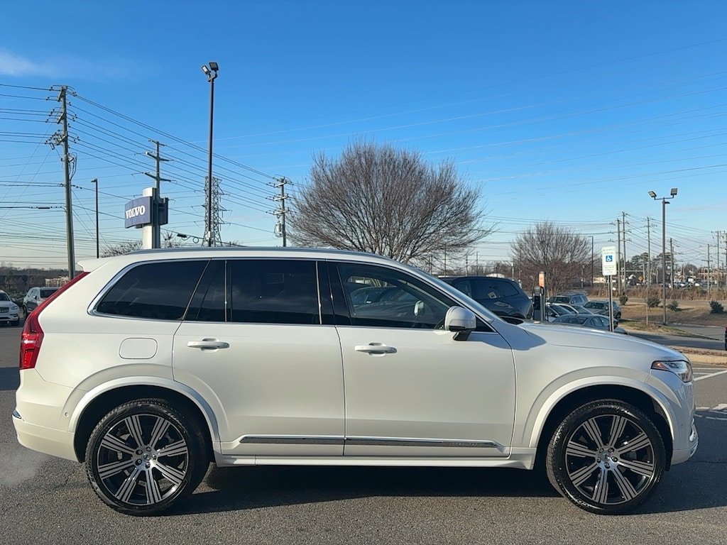 Certified 2024 Volvo XC90 plug-in hybrid T8 Plus Bright 7-Seater SUV